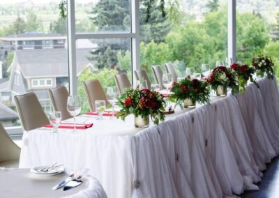 weddings calgary decorations red is for love SKYLINE.VUWedding.201906 8